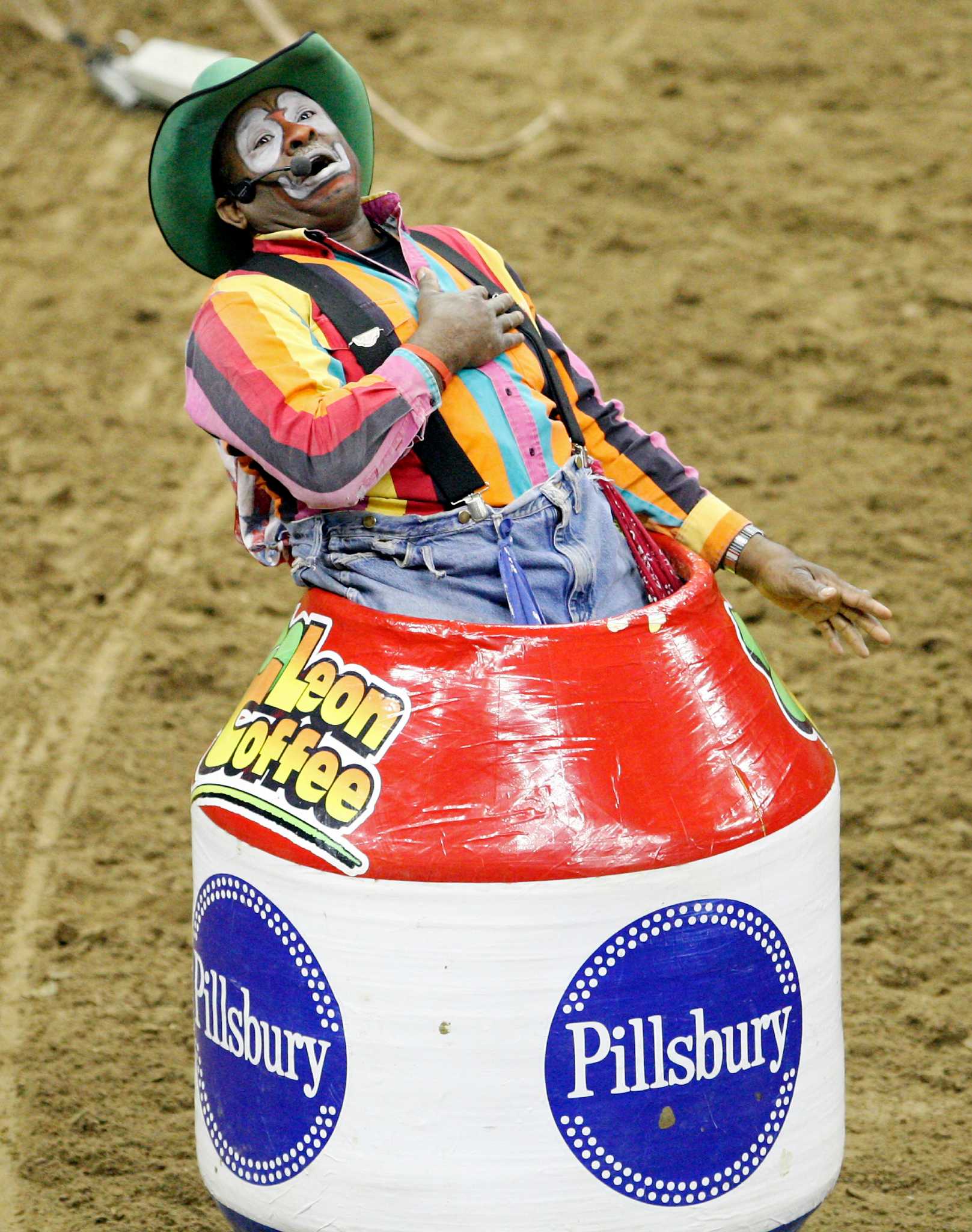 A rodeo clown, braced for death.